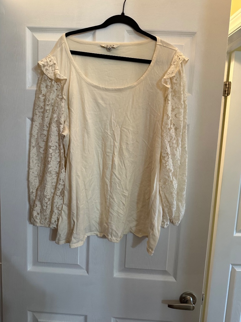 The Pioneer Woman Ivory Lace Sleeve Blouse 2X Boho Romantic Top - Picture 2 of 5